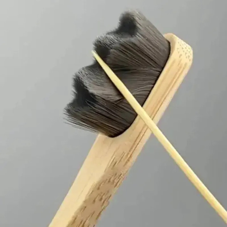 مسواک فوق نرم بامبو همراه محفظه اورجینال