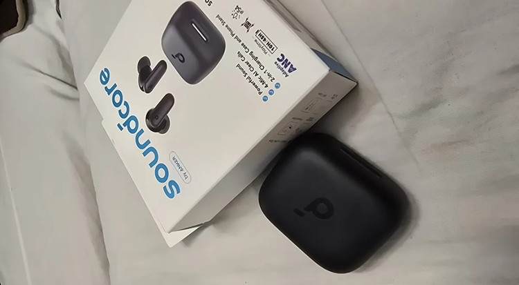هندزفری بلوتوثی Soundcore R50i NC A3959 رنگ مشکی